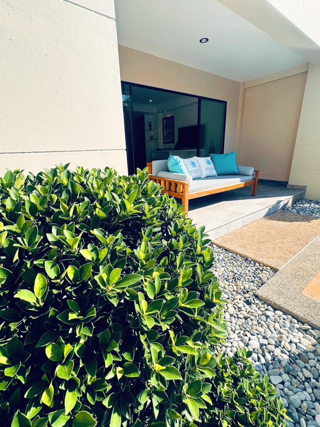 Ocean Pie Phuket - Adult Only Hotel Rawai Exterior photo